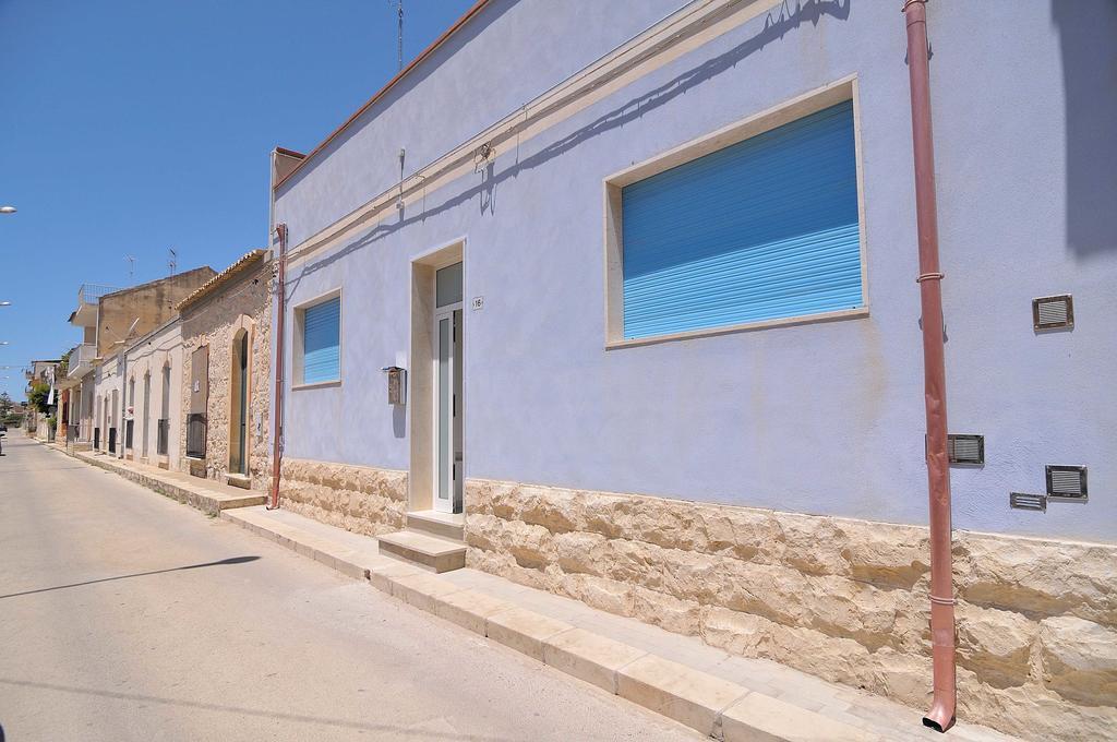 Delposto مارينا دي راغوزا المظهر الخارجي الصورة